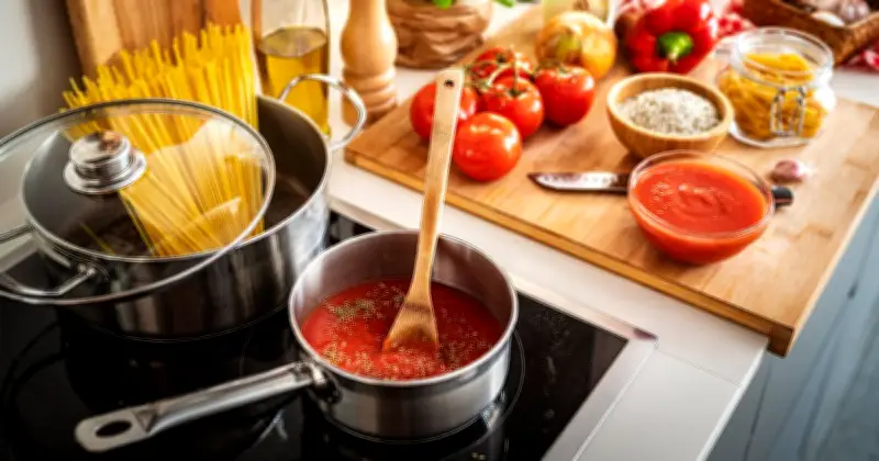 Italian Chef's 3 Key Steps for Perfect Homemade Tomato Sauce
