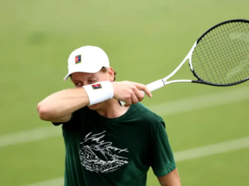 Jannik Sinner Admits Fitness Woes Could Return at Wimbledon