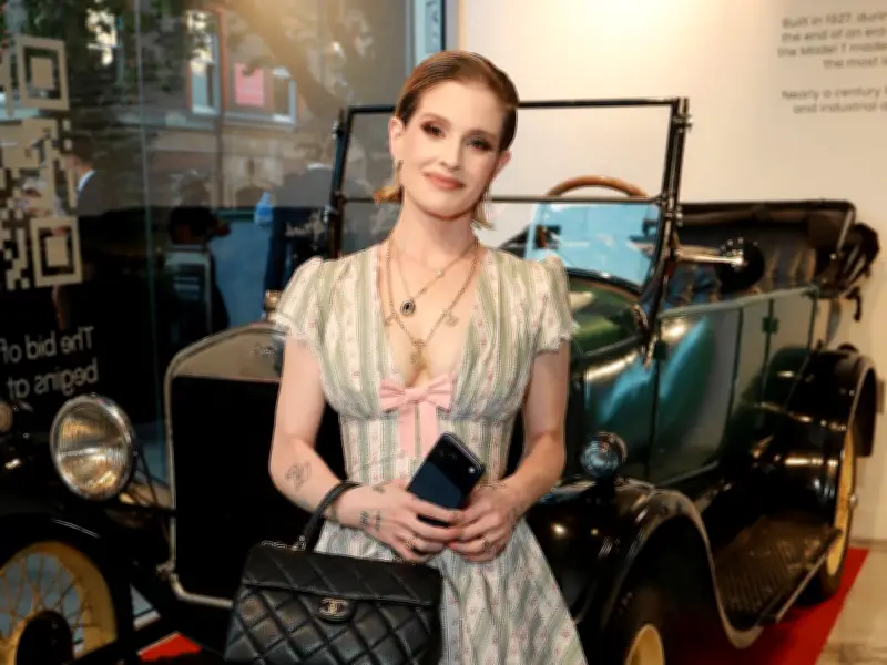 Kelly Osbourne's Heartbreaking Letter to Sharon on First Anniversary Without Ozzy