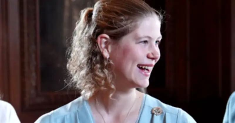 Lady Louise Windsor Resembles Queen Elizabeth II, Fans Say
