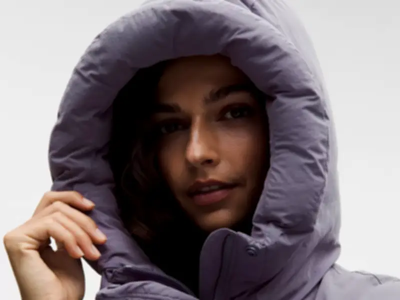 Lululemon Shoppers Snap Up Luxury Coat with £134 Reduction in Summer Sale