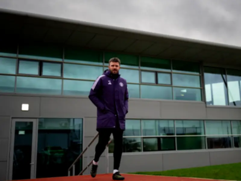 Man Utd stars back for Carrick's first pre-season training day