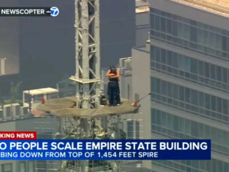 Masked Couple Scale Empire State Building for Proposal, Arrested