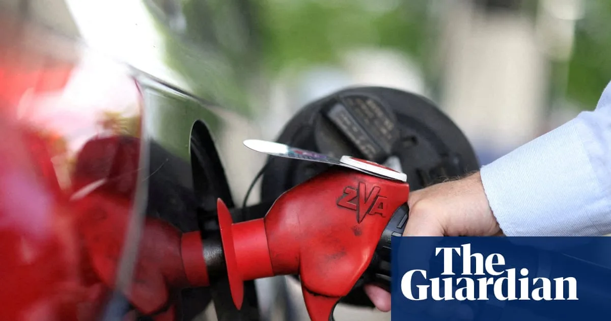 Middle East Conflict Sparks Fuel Price Warning For Aussies