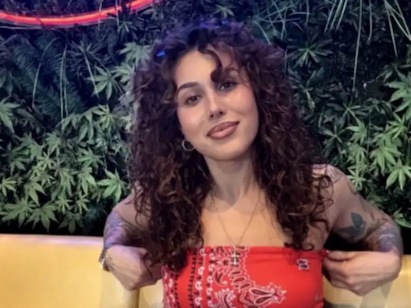 Mum Banned from Tesco Over 'Exposing' Top in Heatwave