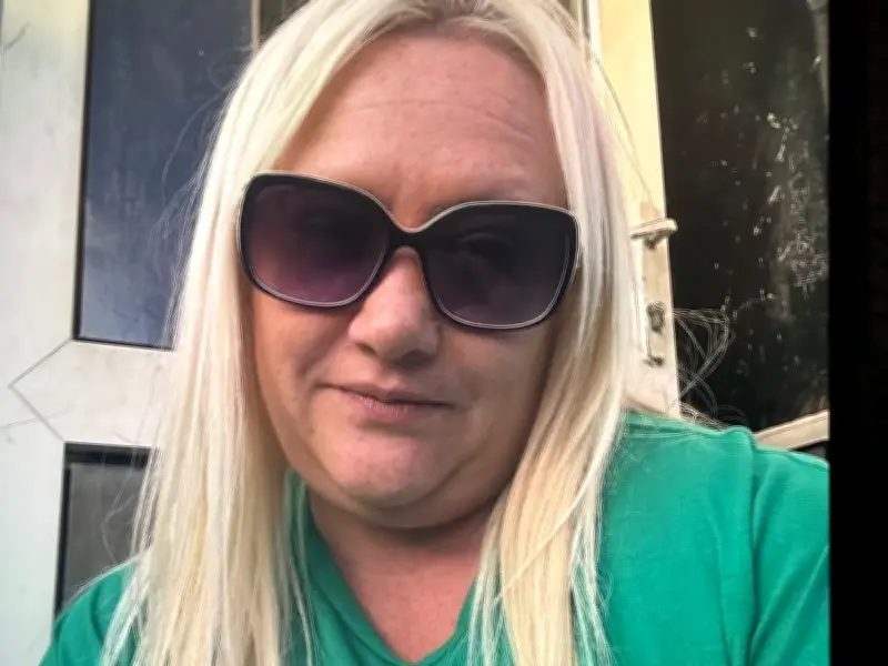 Mum with rare Behçet's syndrome seeks tooth removal for relief