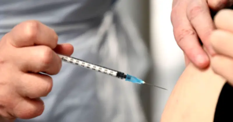 NHS Expands RSV Vaccine to Adults Aged 65-74 in At-Risk Groups from September