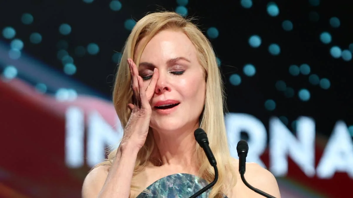 Nicole Kidman Breaks Down in Emotional Tribute to Late Mother at Film Festival
