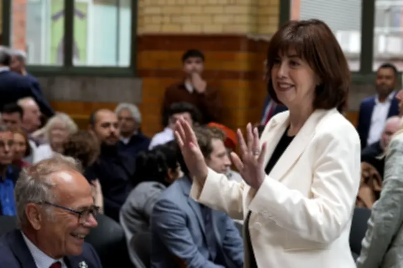 No 10 'boys club' briefing culture will change under Burnham, says Powell