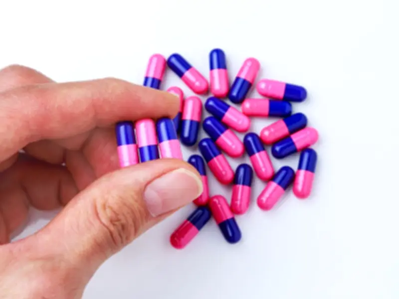 Omeprazole and Metformin Users Warned of Vitamin B12 Deficiency Symptoms