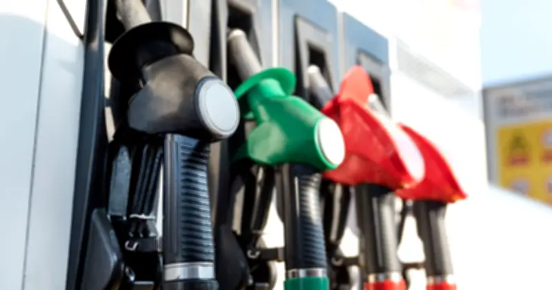 Petrol and Diesel Drivers Urged to Fill Up Before Monday Heatwave