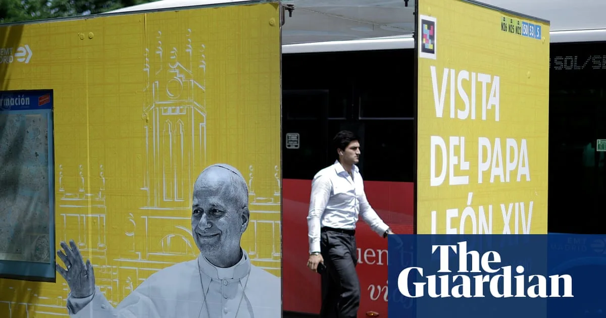 Pope Leo's Spain visit a political boost for Sánchez amid corruption scandals