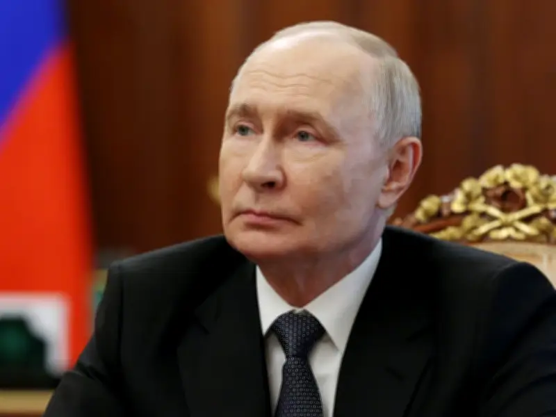 Putin Sends Troops to China for Chemical Warfare Training, Expert Warns