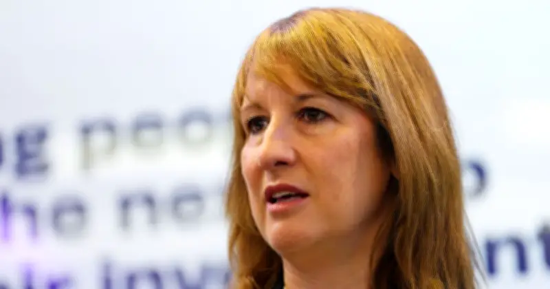 Rachel Reeves Stutters Under Channel 4 Grilling Over Defence Budget Hole