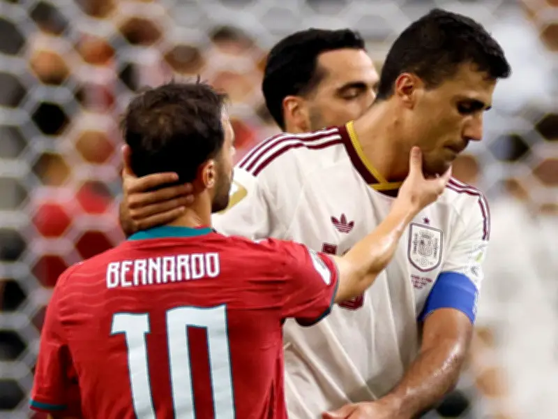 Rodri Apologises to Bernardo Silva After World Cup Clash