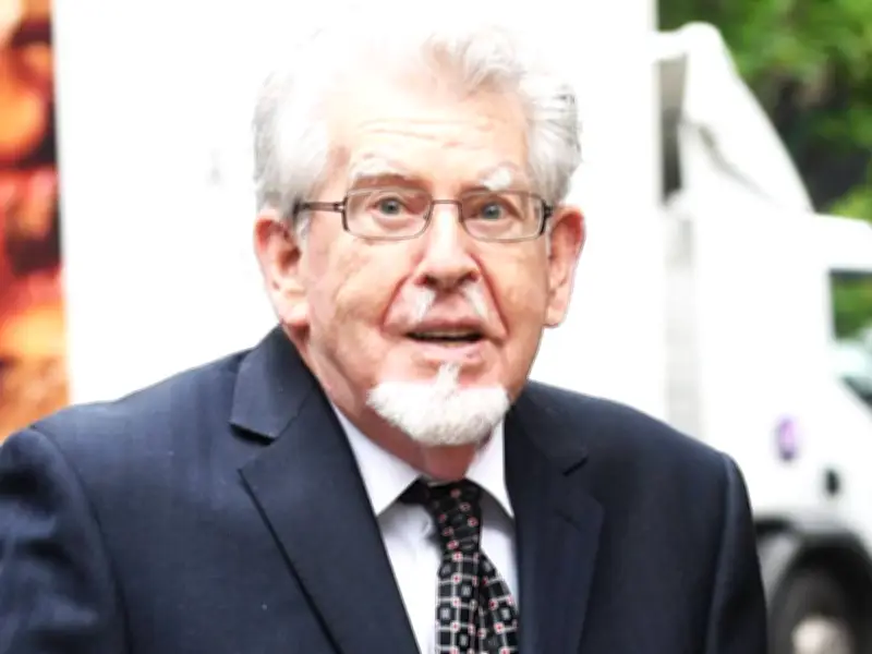 Rolf Harris' Bray Mansion Sold for £1.755M After Auction Failure