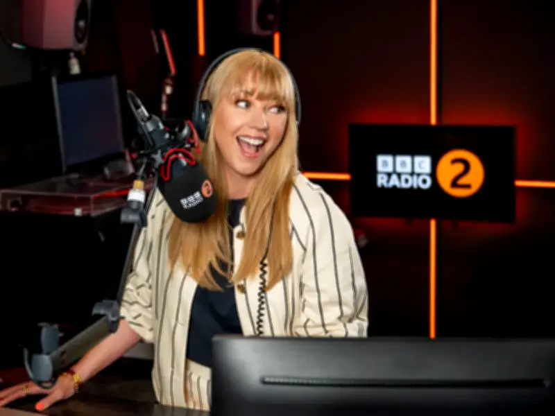 Sara Cox Before Radio 2 Fame: Bullies, Slimmer Soups, and Patsy Kensit