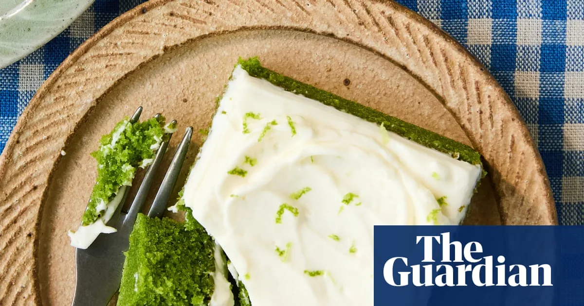 Helen Goh’s springtime spinach sponge cake with cream cheese icing – recipe