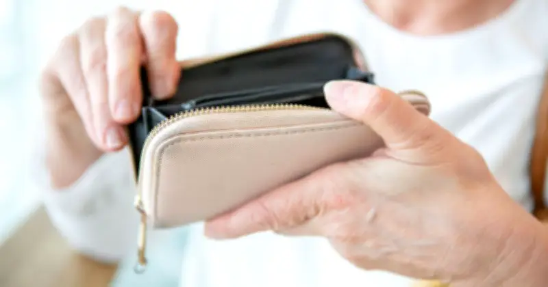 State Pensioners Get £0 Payments Due to HMRC National Insurance Rule