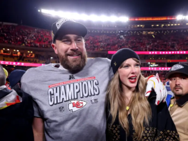 Taylor Swift's Teacher and Bodyguard Dies on Her Wedding Day