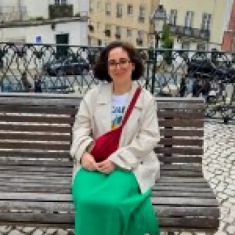 Tingling Neck Led to Life-Changing MS Diagnosis at 27