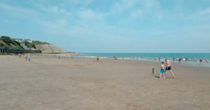 UK Beach with Golden Sand Barely Had Visitors Even During Heatwave