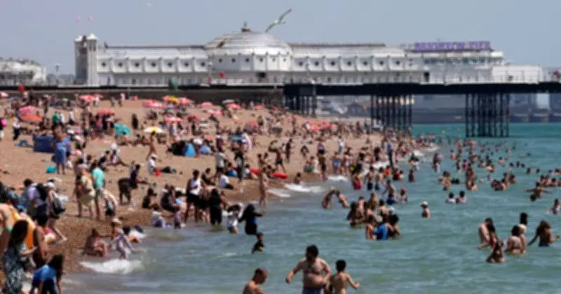 UK Weather Maps Turn Volcanic Red: 38 Counties to Hit Over 30°C