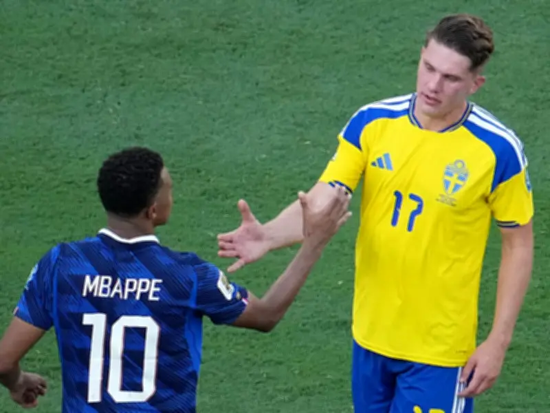 Viktor Gyokeres Praises Kylian Mbappe After World Cup Exit