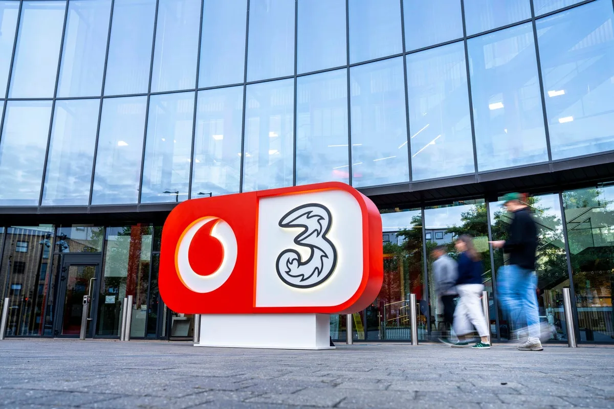 Vodafone and Three Merge Stores in High Street Overhaul