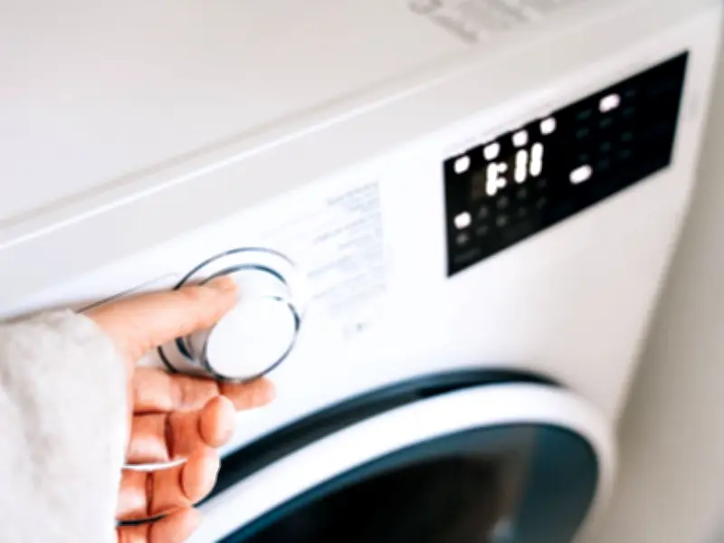 Wash Bedding at 40°C in Summer to Kill Dust Mites, Expert Says
