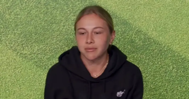 Wimbledon Star Amanda Anisimova Breaks Down in Press Conference