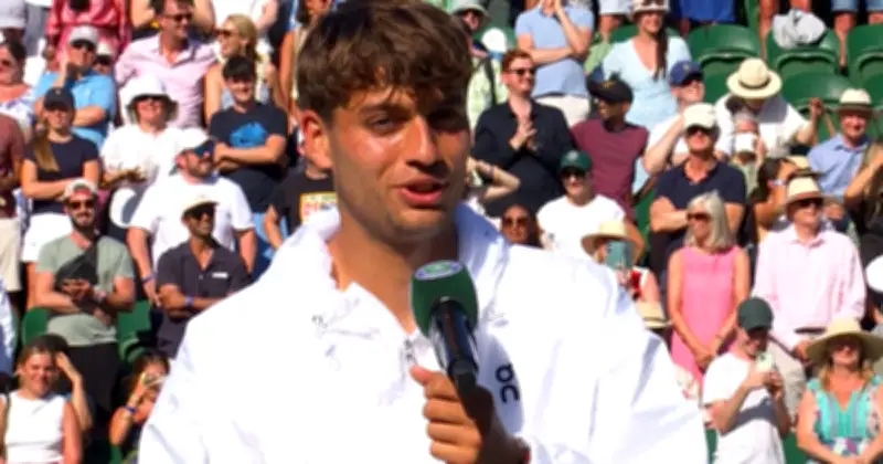 Wimbledon Star Told Off for Sharing Too Much Toilet Info