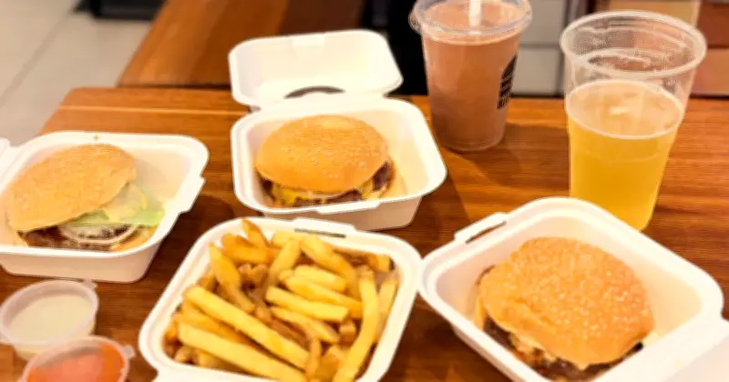 World's Best Burger Place Bleecker Burger Reviewed: One Major Flaw