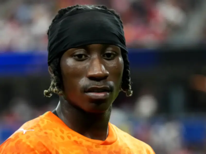 Yan Diomande Urged to Choose Liverpool Over PSG Amid £86m Bid