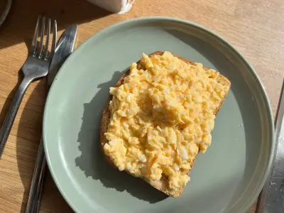 Crispy Chilli Oil Transforms Scrambled Eggs into Restaurant-Quality Dish