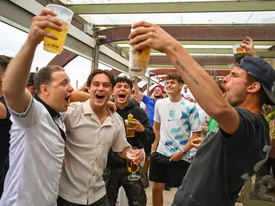 England vs Mexico: Pubs Can Stay Open Past 1am Under Emergency Law