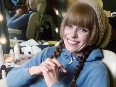 Louise Lasser, Woody Allen's Second Wife and TV Star, Dies at 87