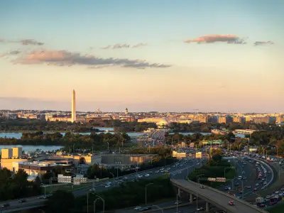 Washington DC Releases 600,000 Sterile Mosquitoes to Combat West Nile Virus Surge