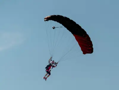Woman, 22, killed in tragic skydiving accident in Nottinghamshire