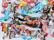 Binman Settles Debate: Where to Put Crisp Packets and Chocolate Wrappers