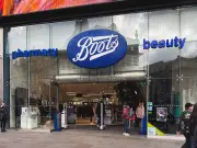 Boots Slashes £181 Beauty Kit to £40 in 78% Summer Sale
