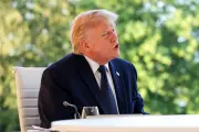Trump Backs Farage Amid Row Over Funding from Convicted Criminal