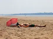 UK Declares Third Heatwave, Temperatures to Hit 35C
