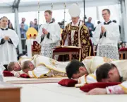 Ultra-conservative Catholic sect ordains bishops defying Pope Leo, risking schism