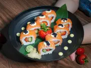 Wacky Wimbledon Menu Features Strawberry Sushi and Duck in Pimm's